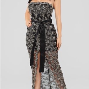 Fashionnova black & gold dress